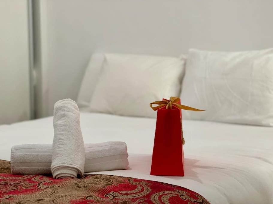 Appartamento Cozy Beautiful Flat City Center Madrid Esterno foto